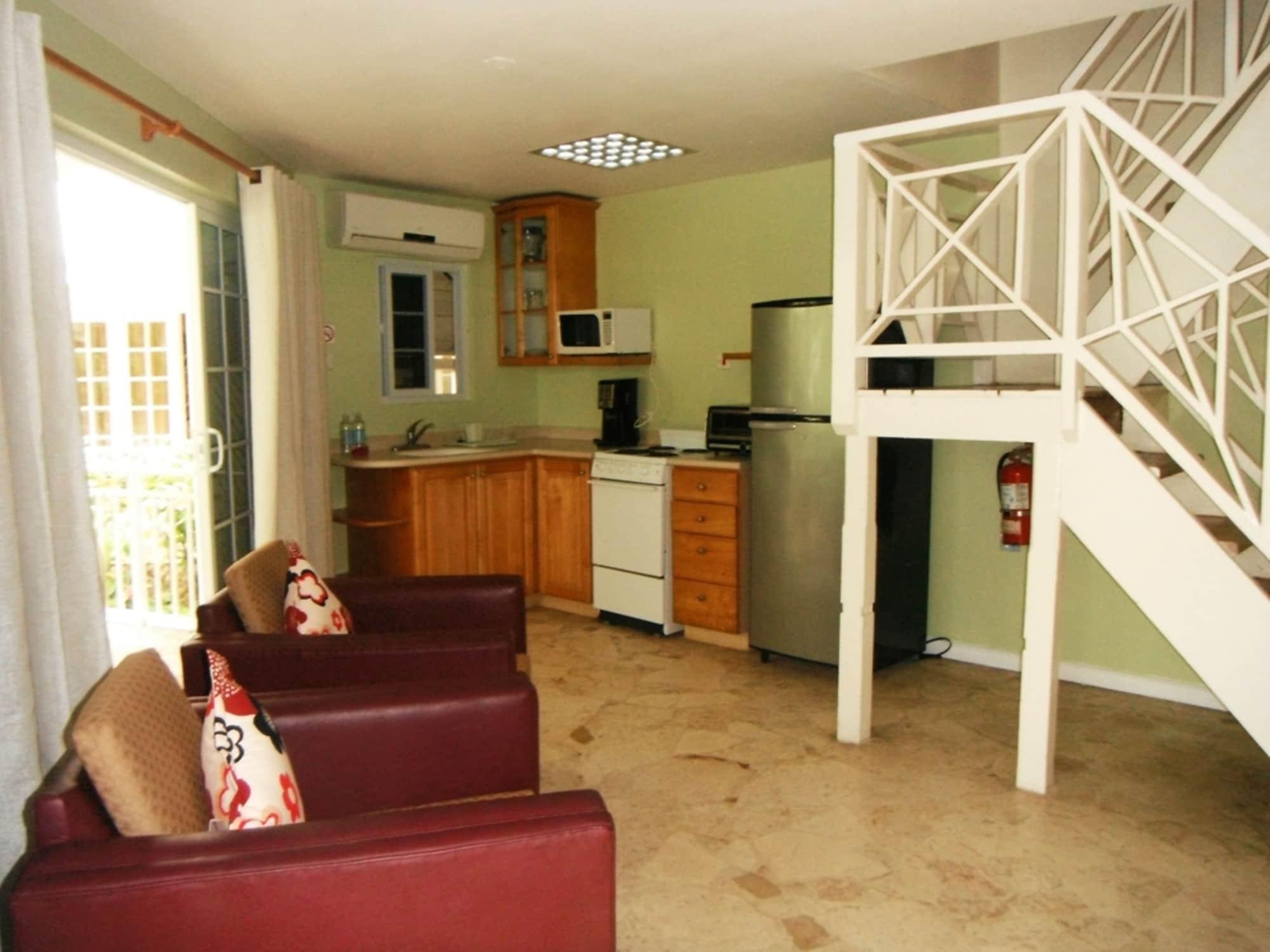 Rondel Village Resort 3*