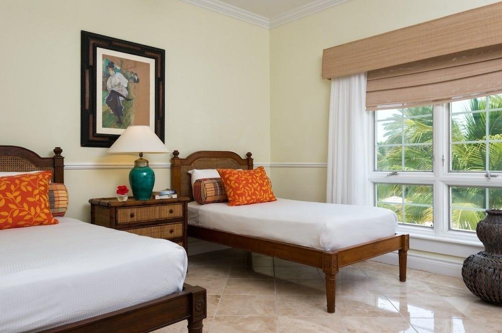 Point Grace Resort 5*