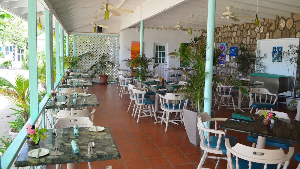Oualie Resort 4*