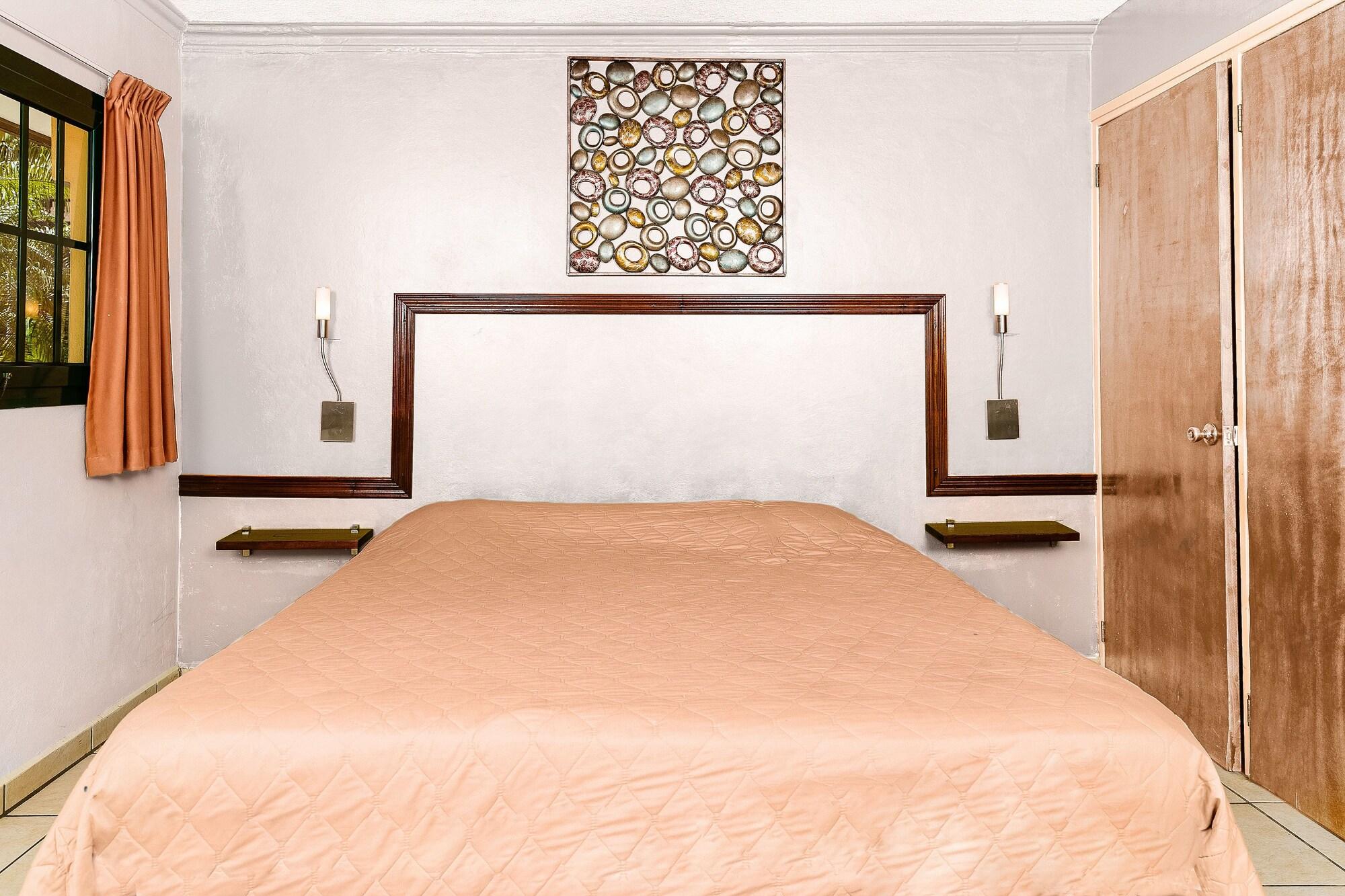 Perle D'or Aruba Hotel
