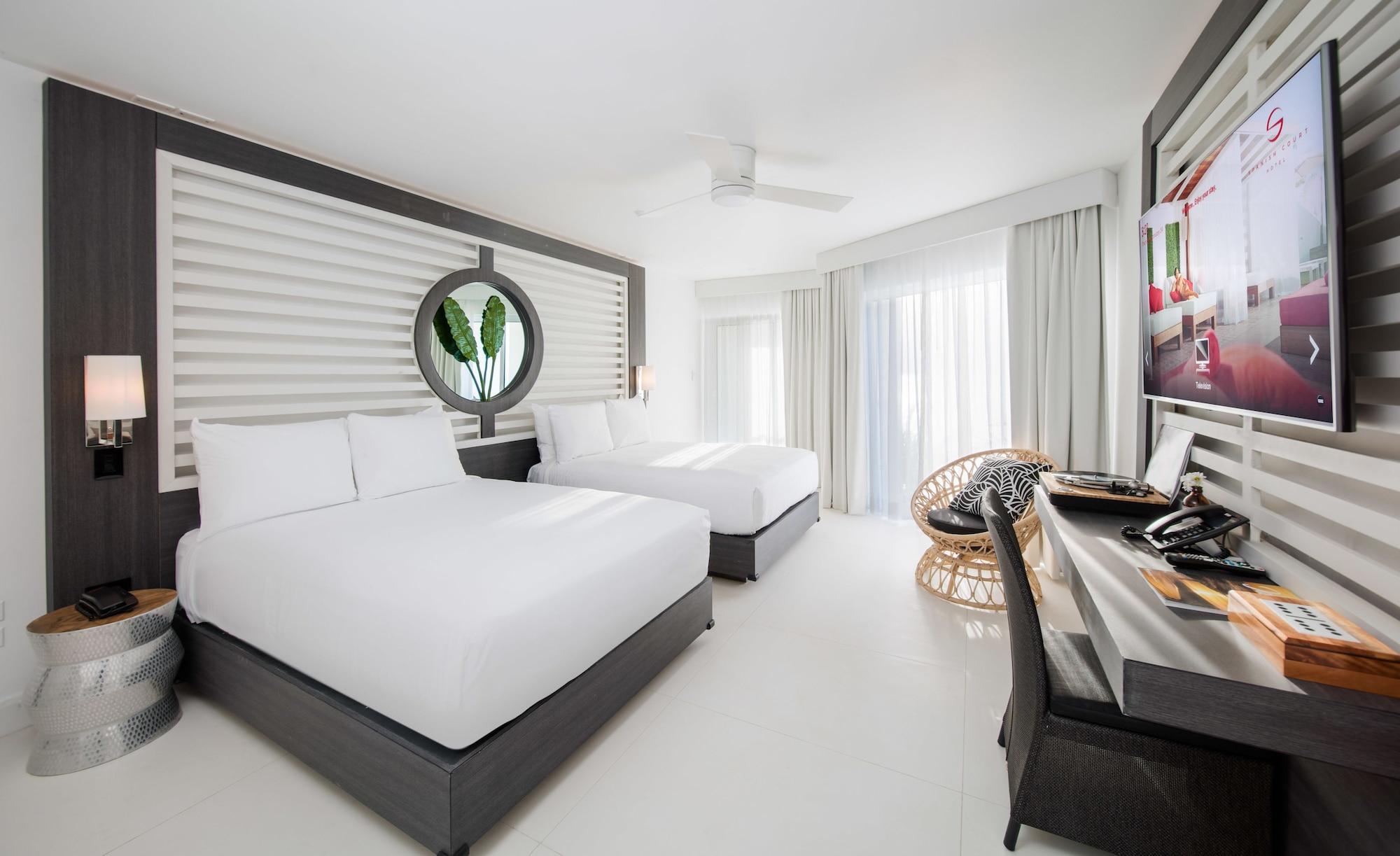 S - Luxury Boutique Hotel