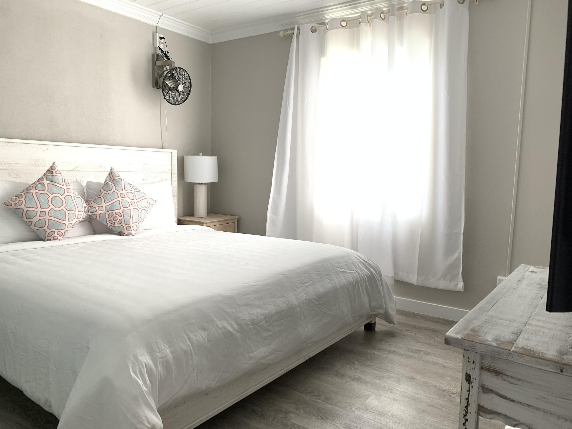 Peace And Plenty 3* George Town