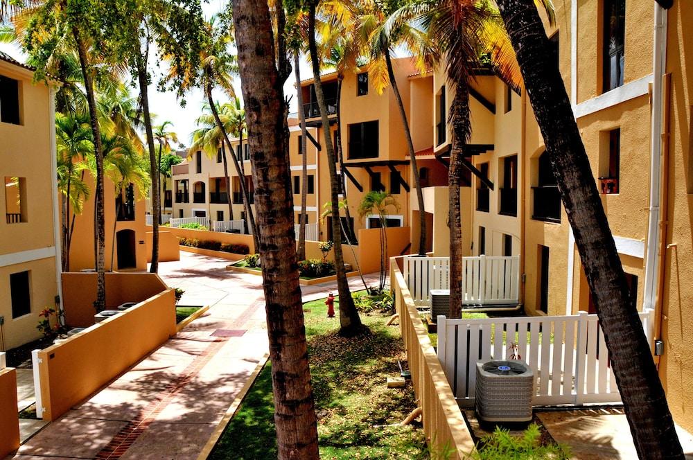 Park Royal Club Cala Puerto Rico