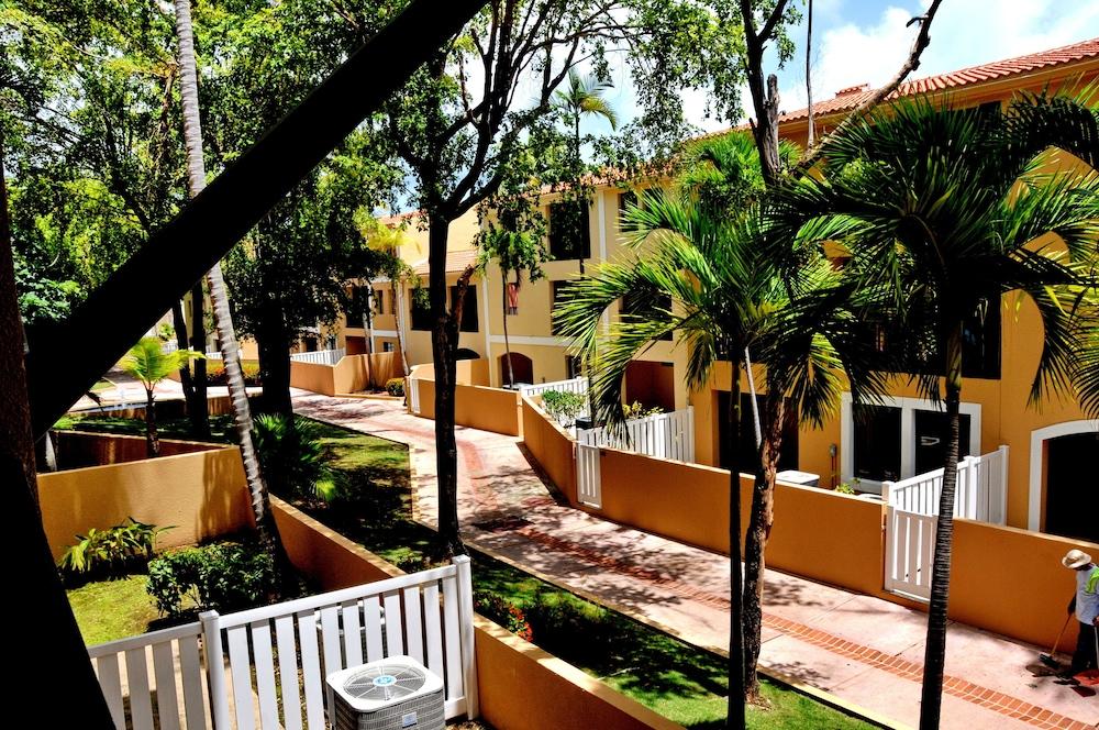 Aparthotel Park Royal Club Cala Puerto Rico 3*