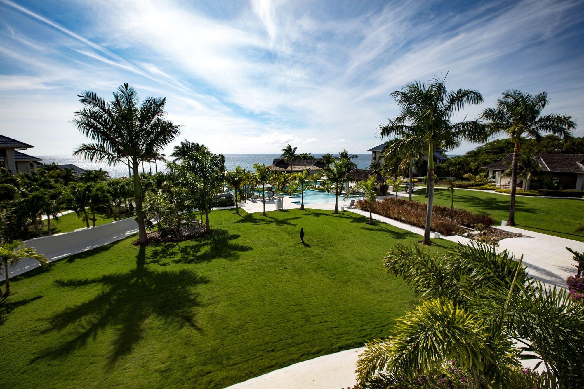 The Cliff 4*