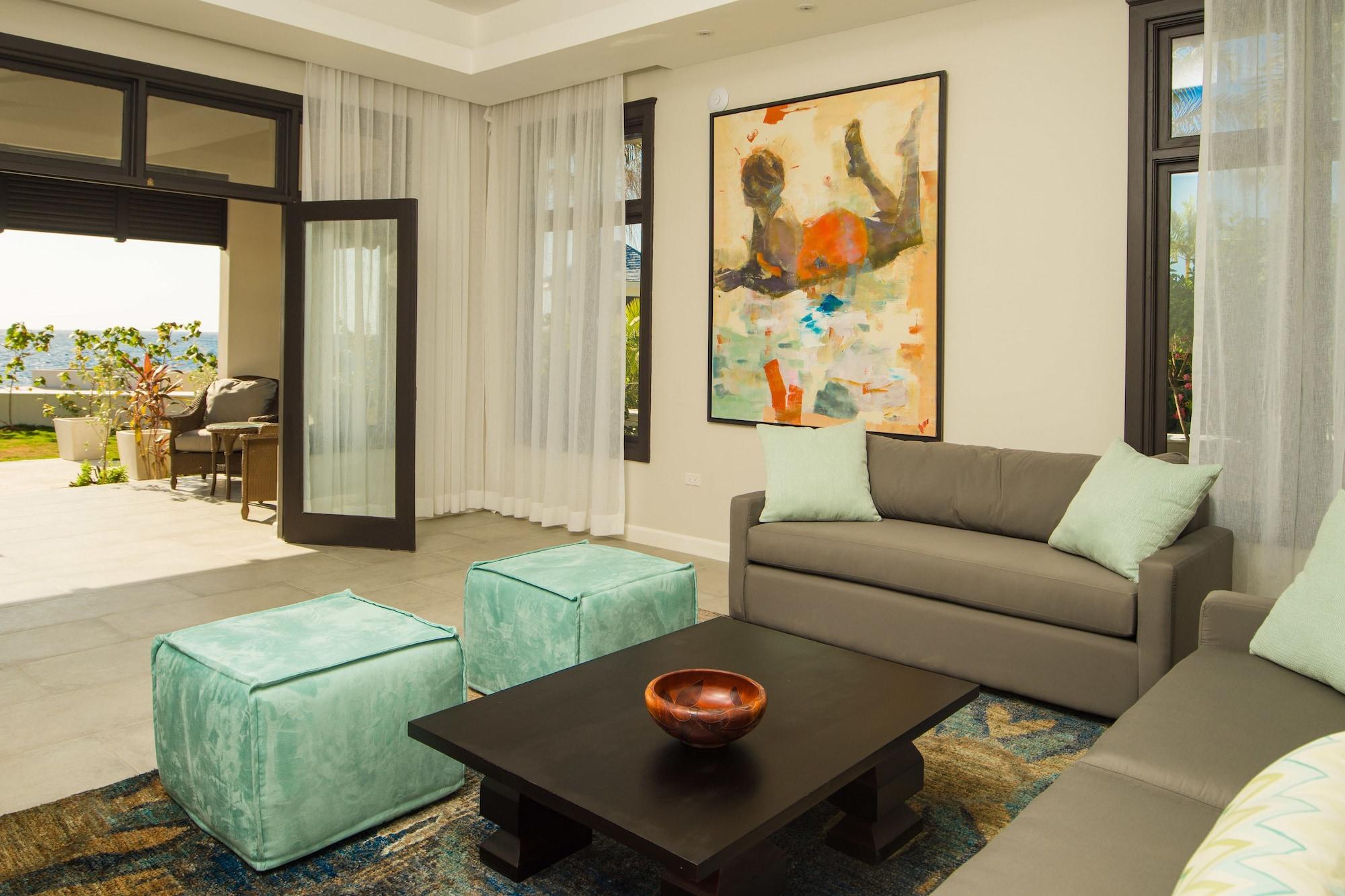 Hotel The Cliff 4*