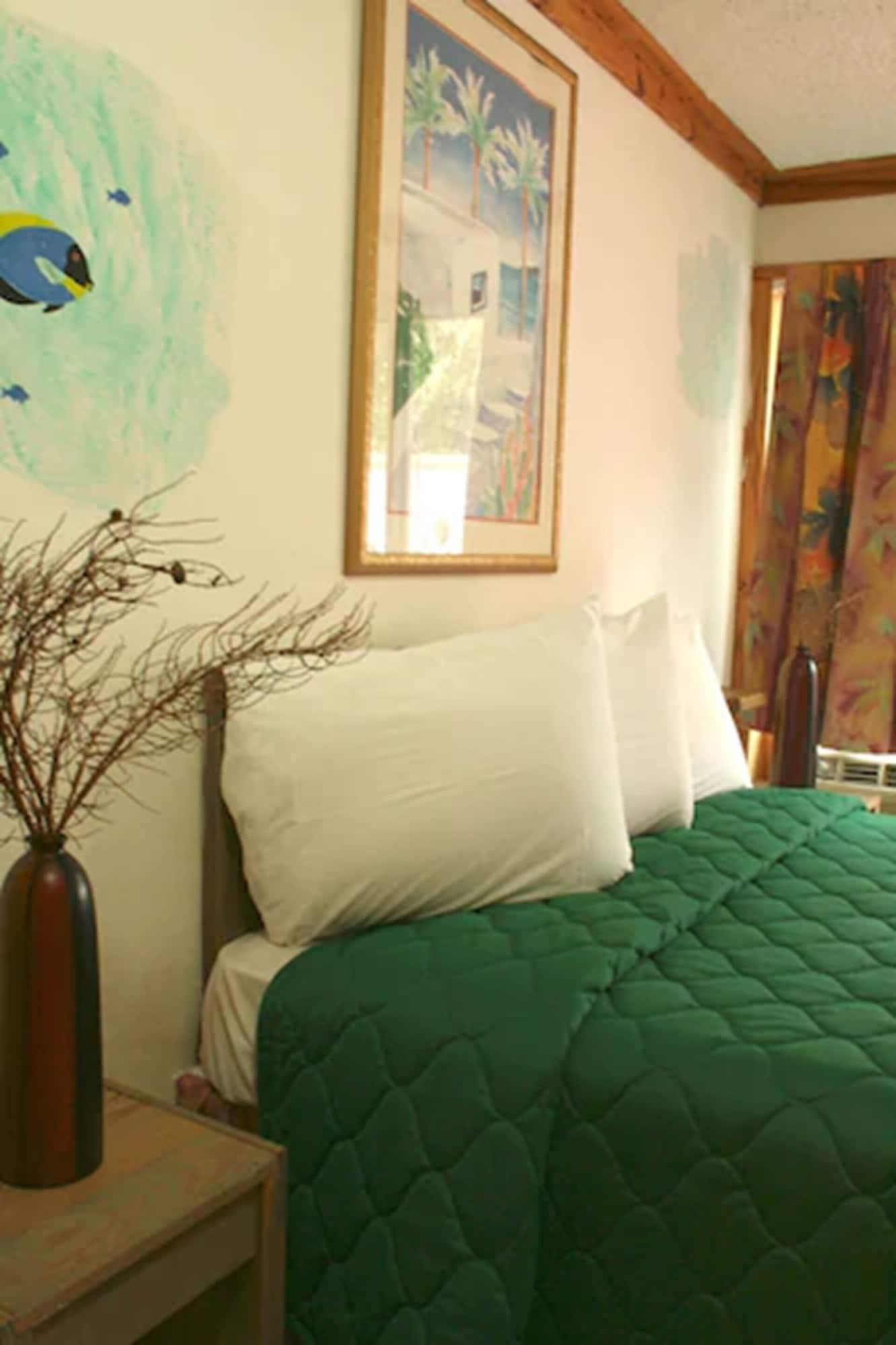 Hotel Coco Plum Bahamas 2*