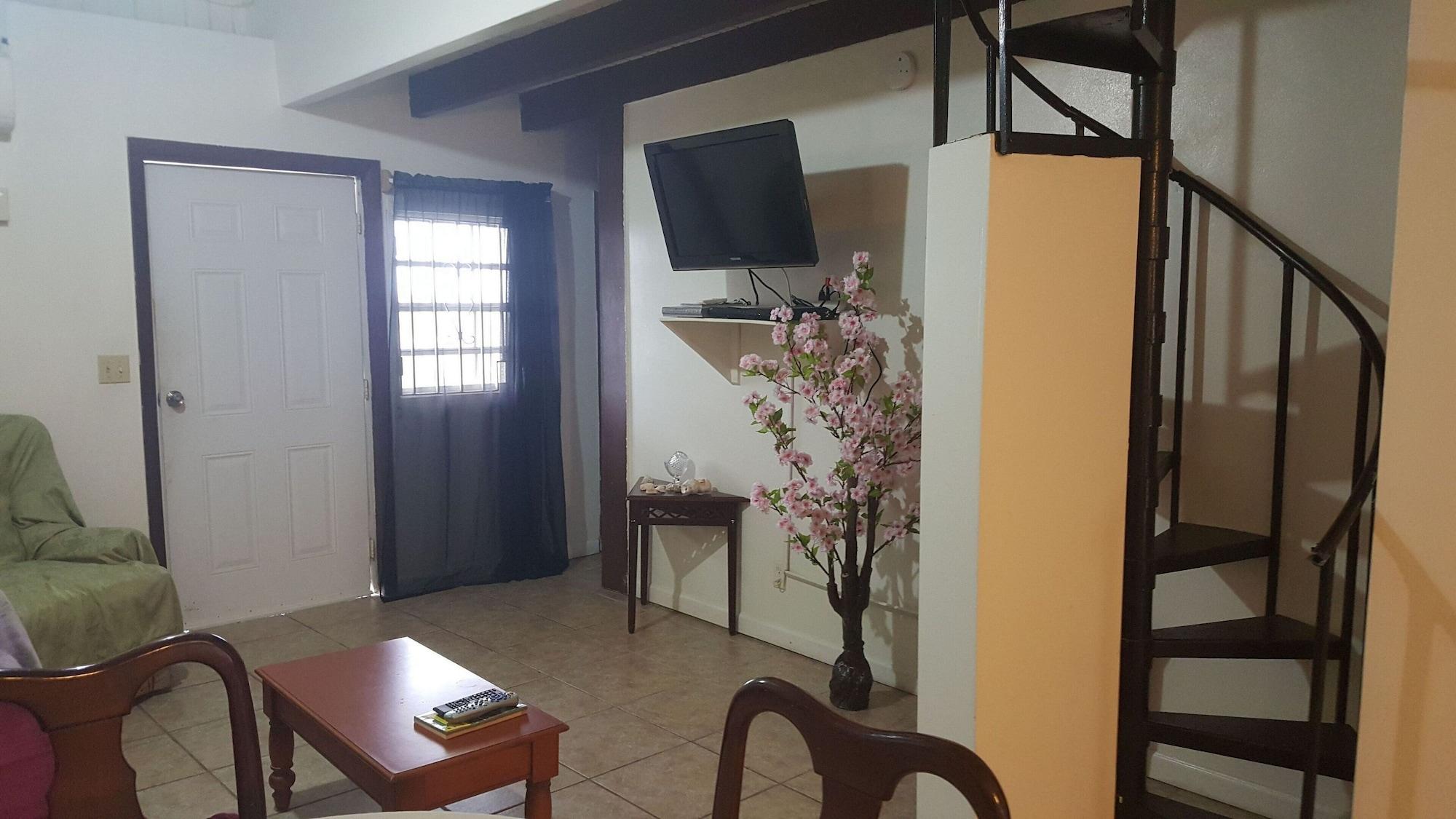 Sunset Gardens Guest house 3*