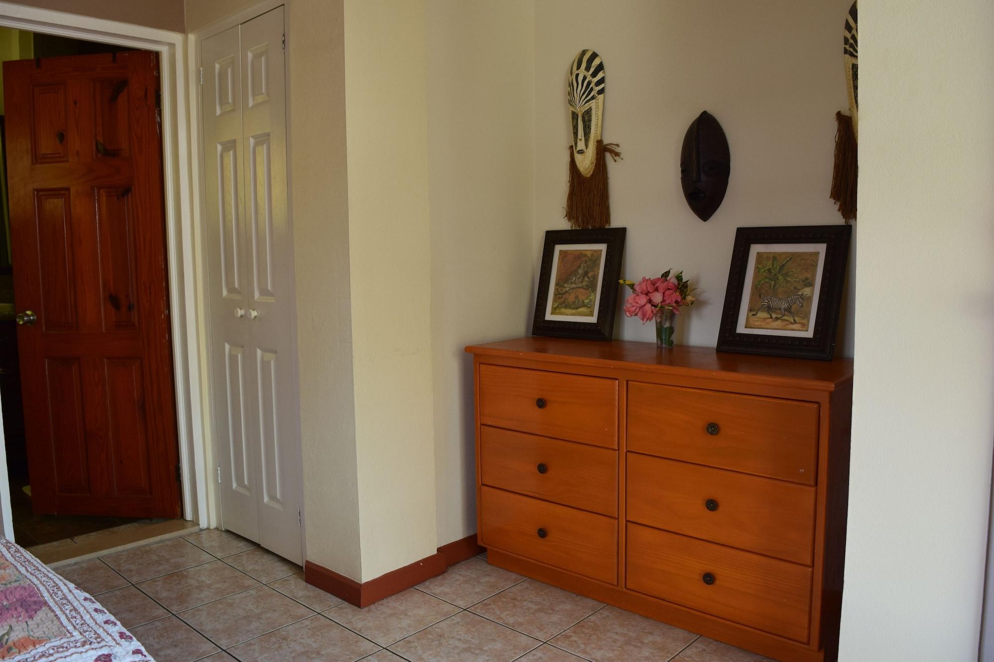 Laurena Hotel Carriacou
