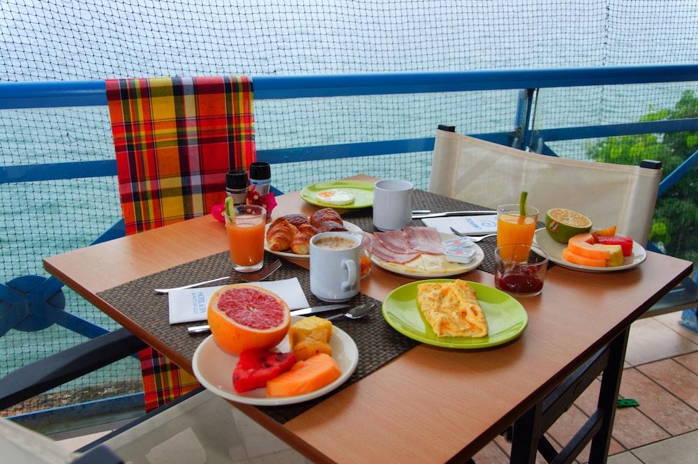 Carayou & Hotel Les Trois-Ilets