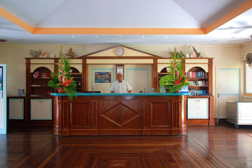 Carayou & Hotel 3*