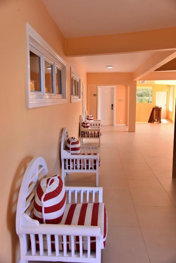 Hotel Grand A View Montego Bay