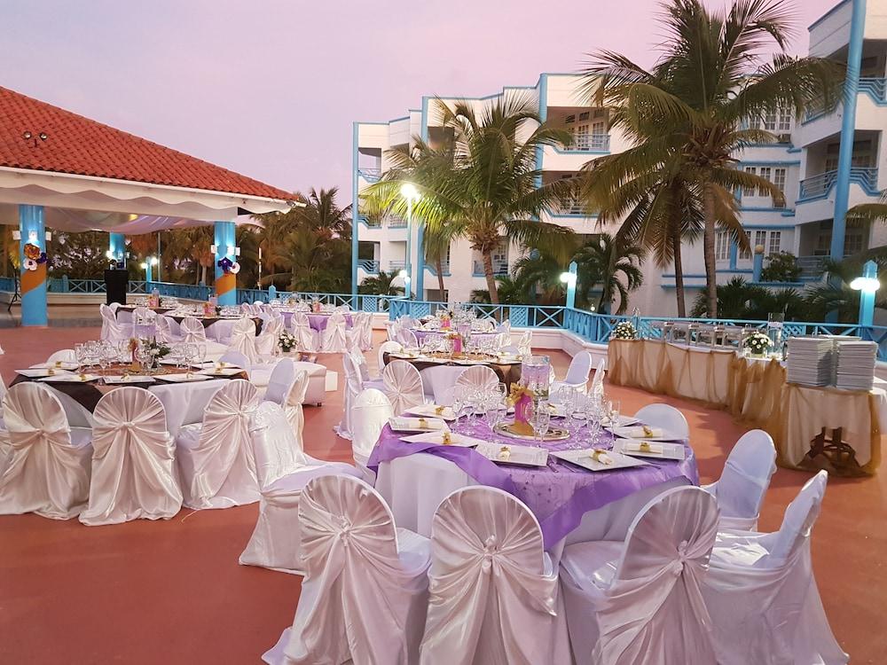 Costa Larimar Hotel 3*