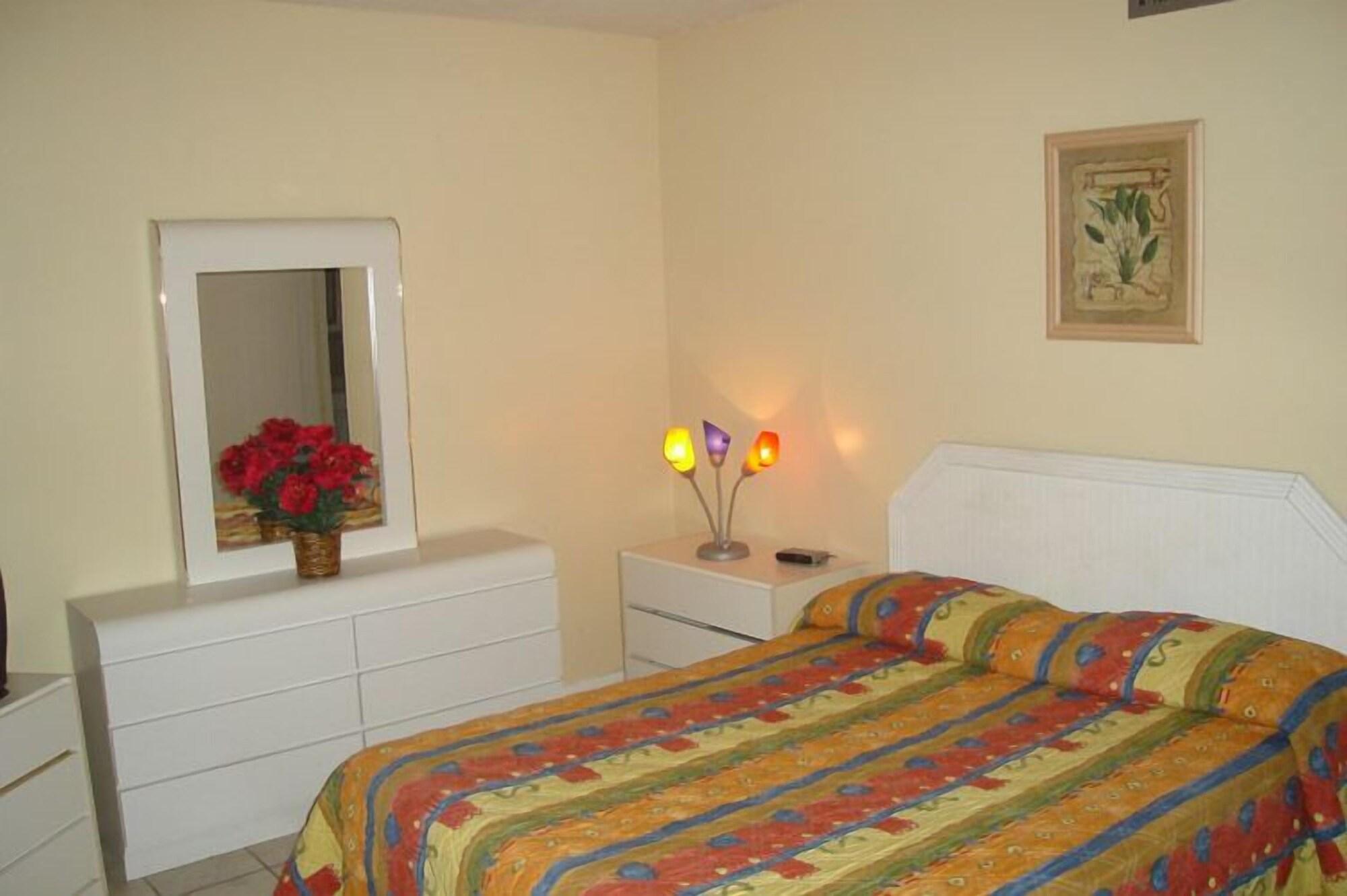Dundee Bay Villa *