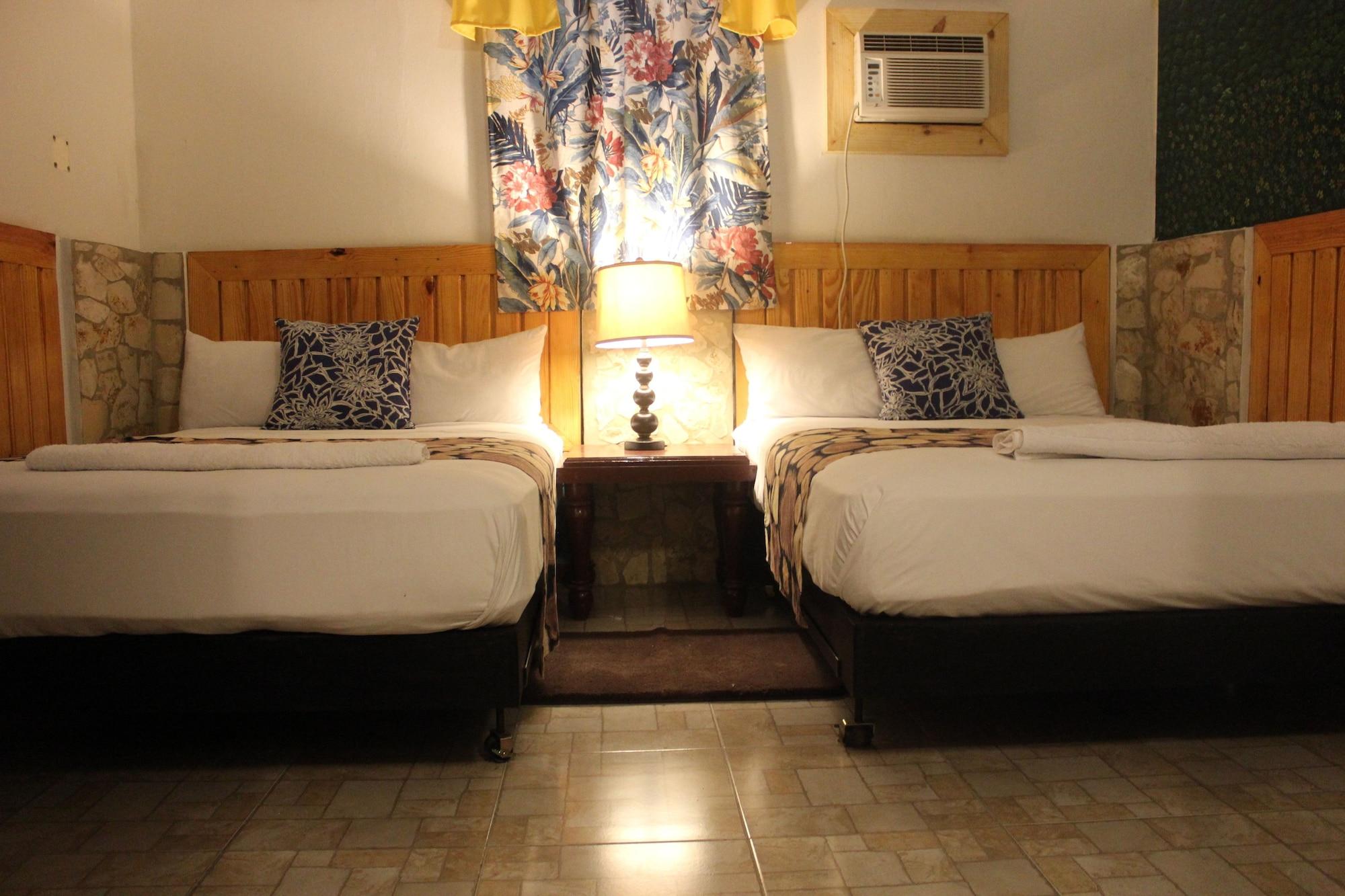 Metro Residences 3*