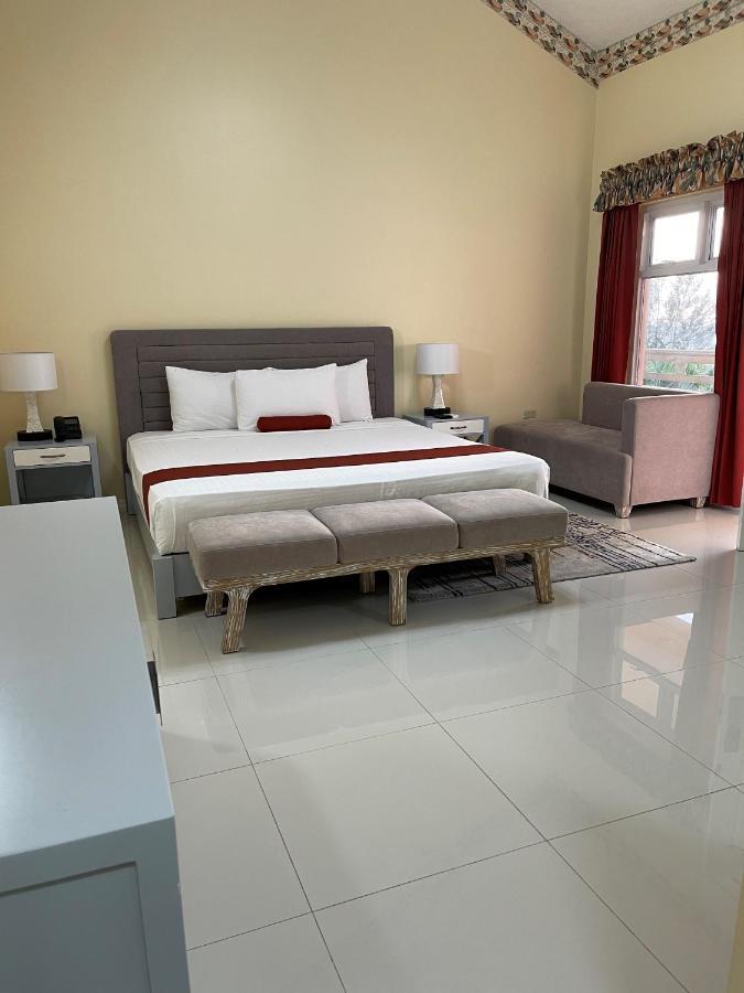 Grand A View Hotel Montego Bay