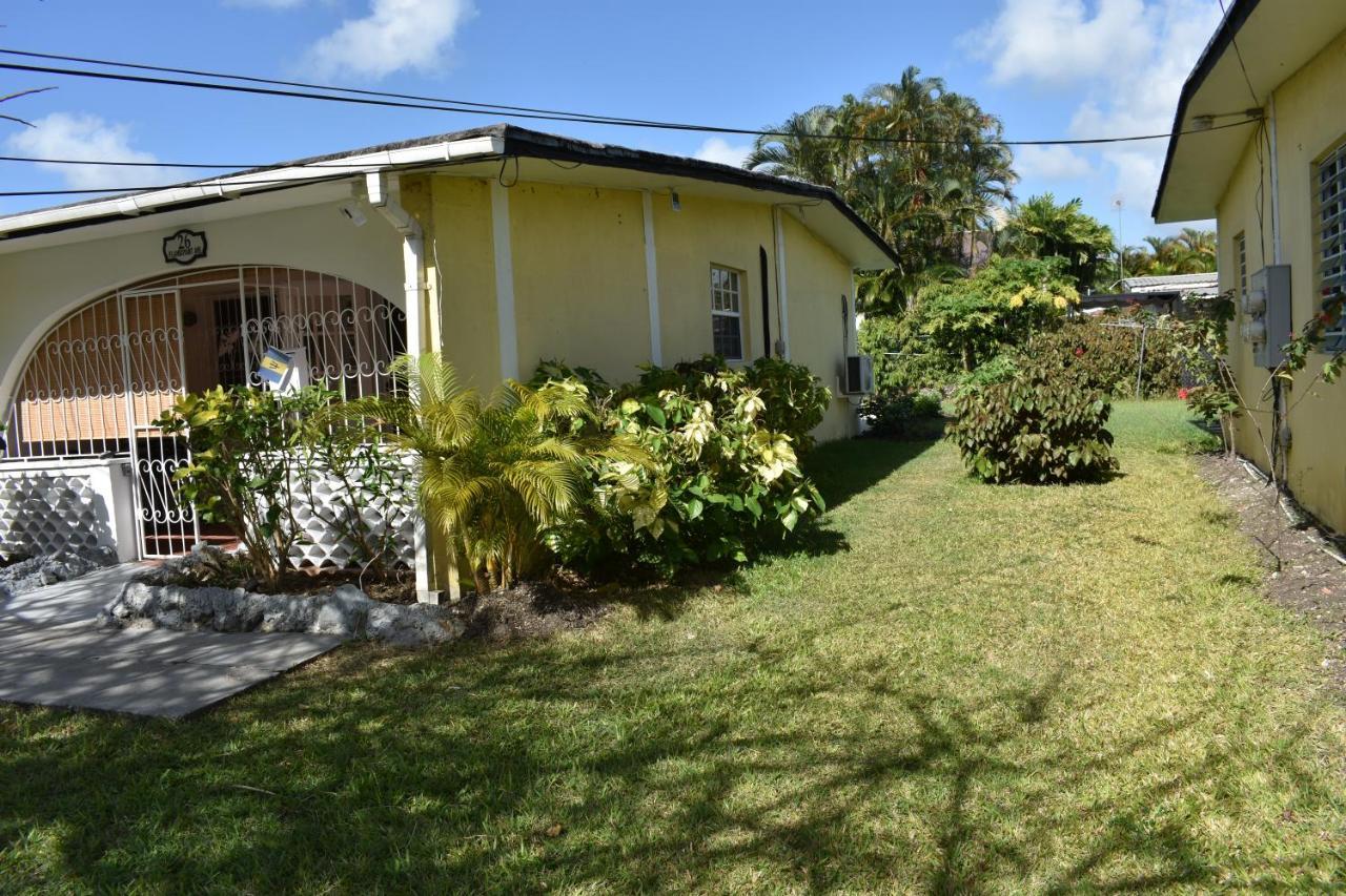 Holiday home Flamboyant Beach House Saint James