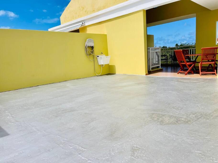 Apartment 3bedrm Penthouse With Rooftop Terrace & Wifi *