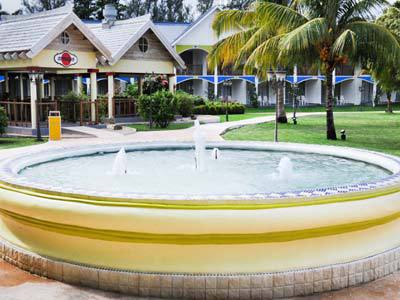 Breezes And Golf Club Hotel 4*