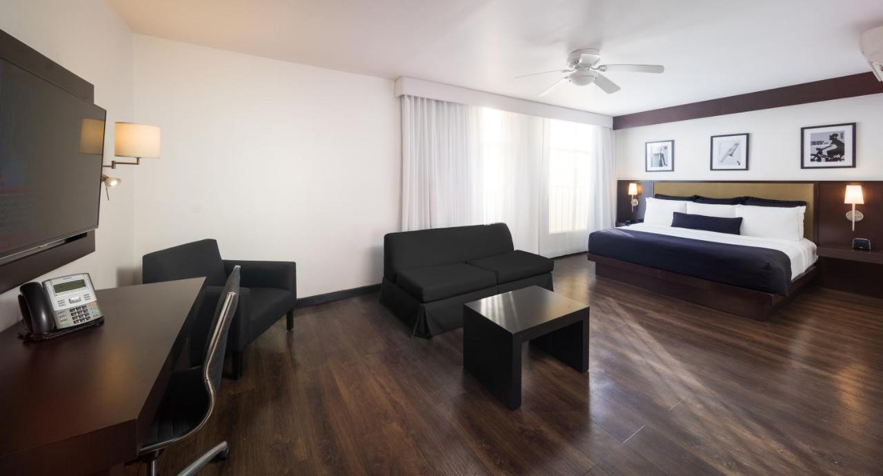 S Hotel