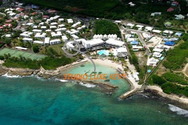Lux Kevy Manganao Vue Sur Mer, Piscine & Privee Apartment *