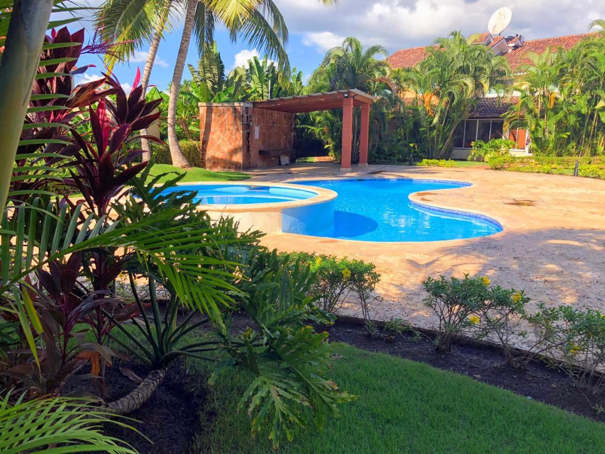 Villa Beautiful Metro Country Club, *