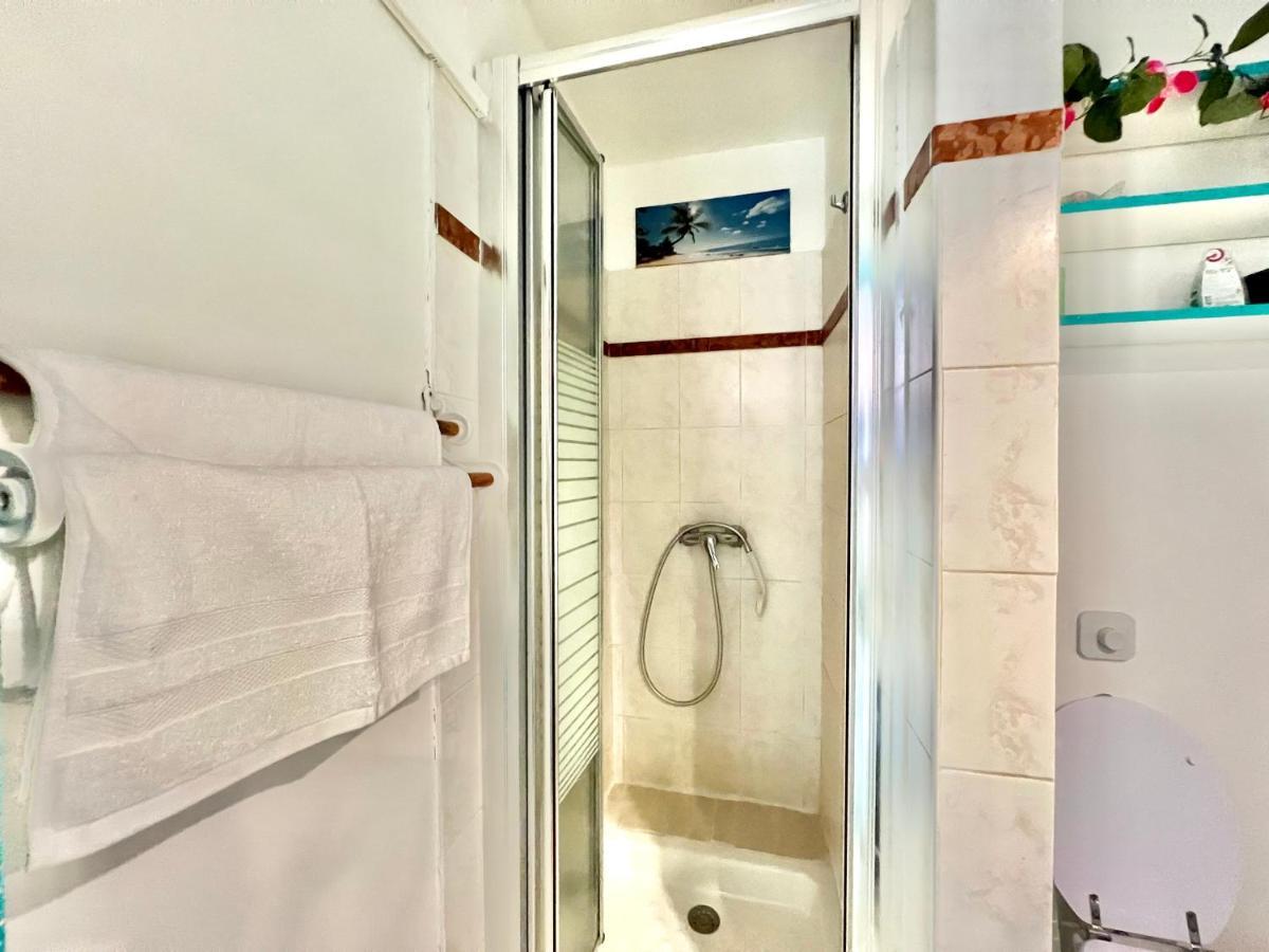 Les Hauts De Caritan Apartamento *