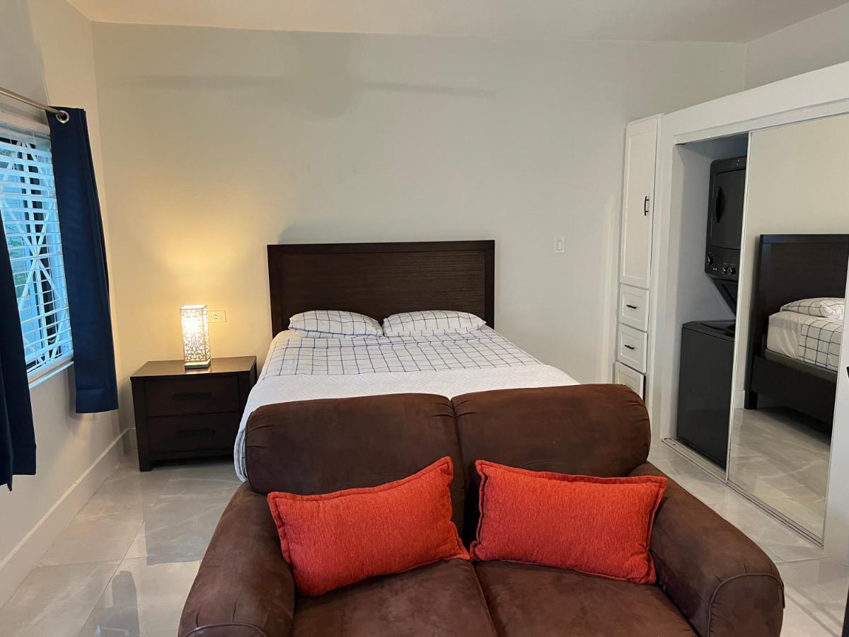 Luxury Rooftop Pool N View Unit #4 Holiday home Falmouth