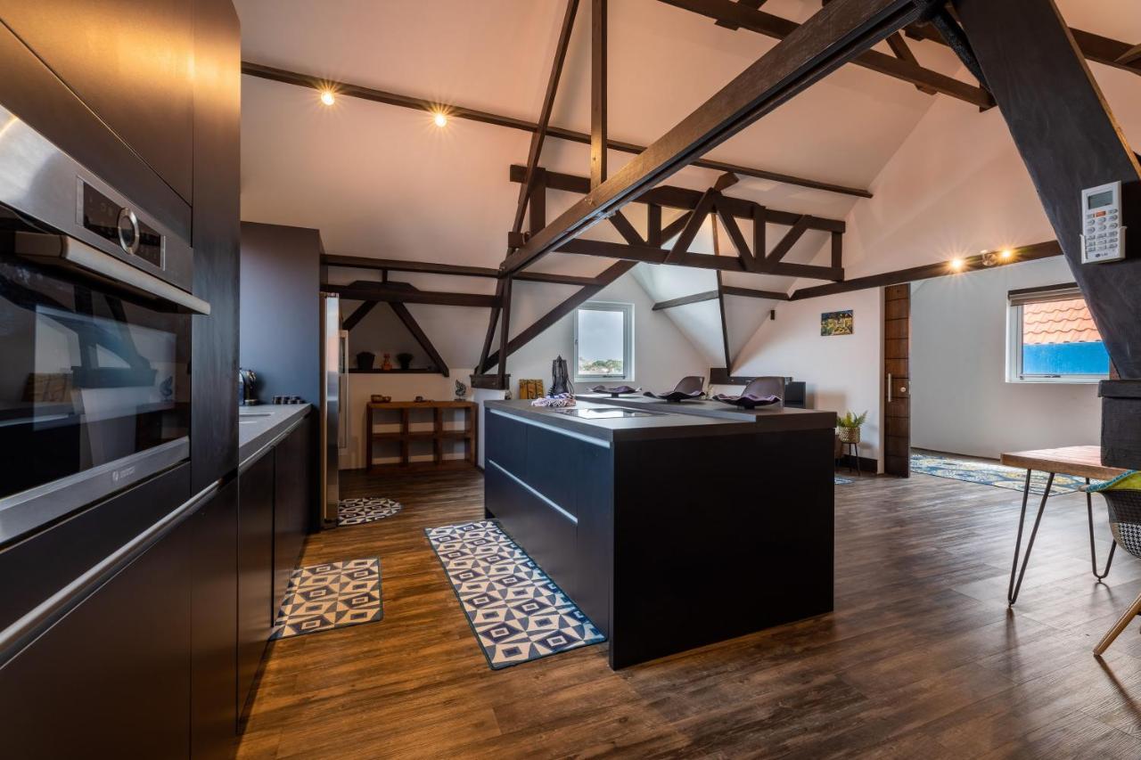 Blue Marlin Handelskade Apartment Willemstad
