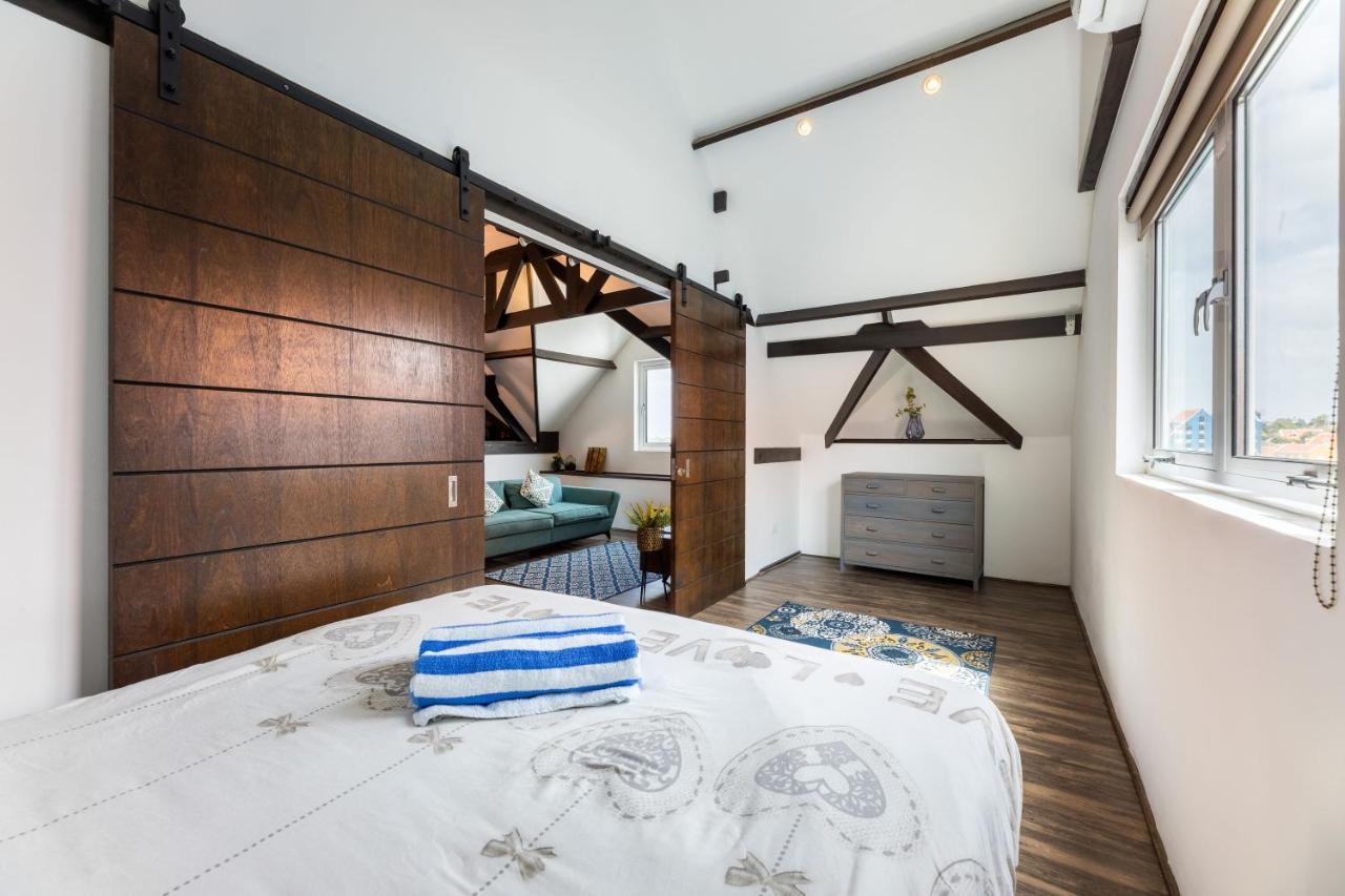 Blue Marlin Handelskade Apartment Willemstad