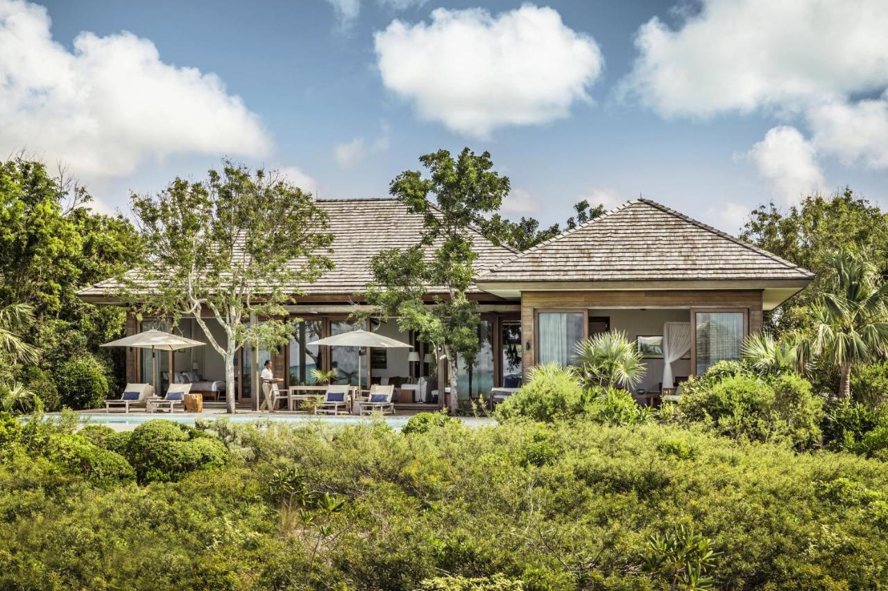 Parrot Cay