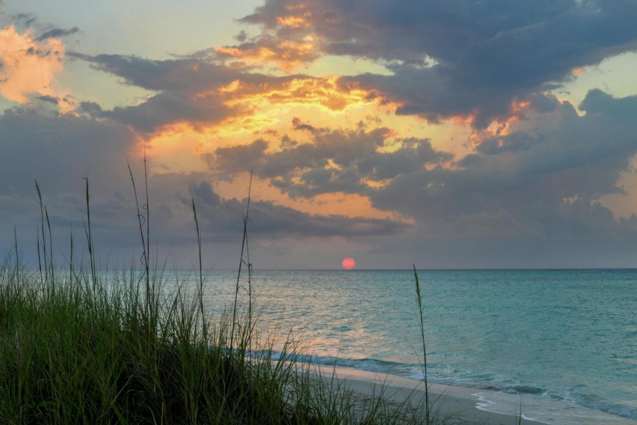 Parrot Cay Sandy Point