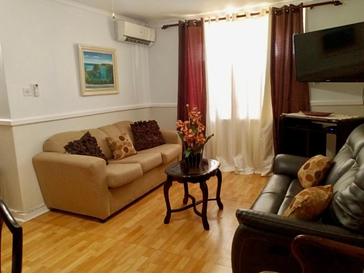 Apartamento Private 2 Bedroom Beachfront Penthouse Ocho Rios, Jamaica Ocho Rios