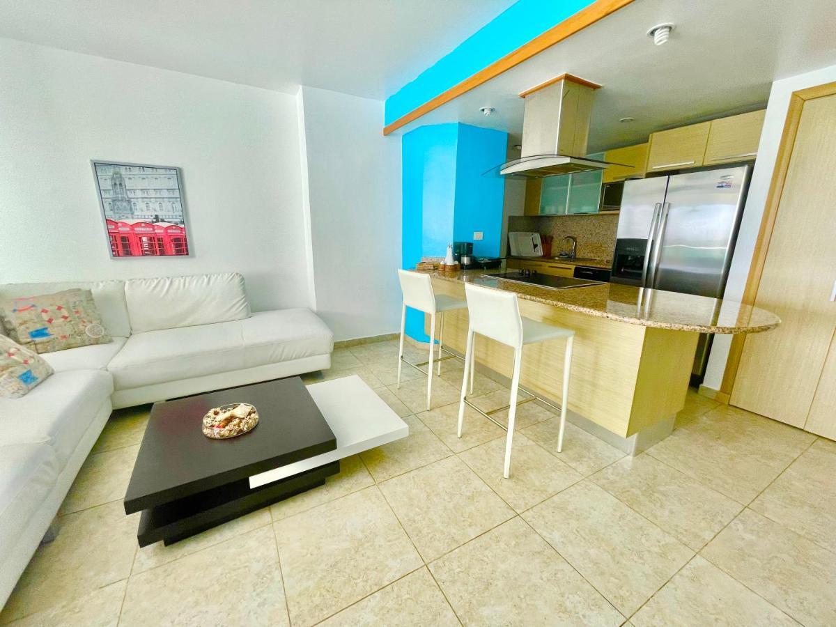 Marbella 2bedroom Beachfront Apartment *
