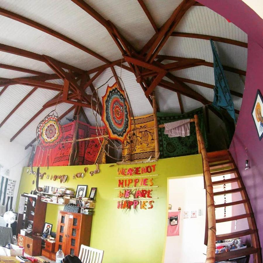 Happy Hippies House