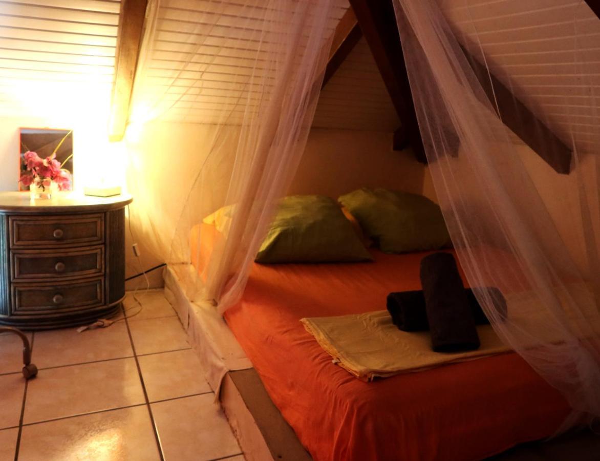Happy Hippies House Homestay *