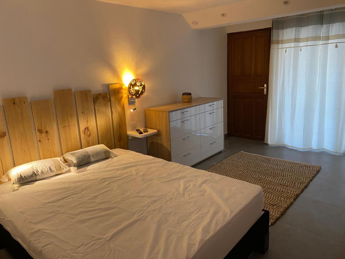 Guest house La Maison Calebasse 3*