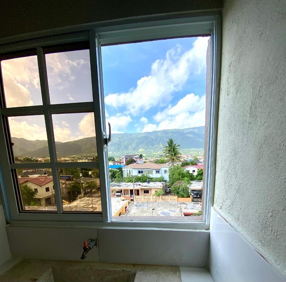 Balcon Skyline 2 *