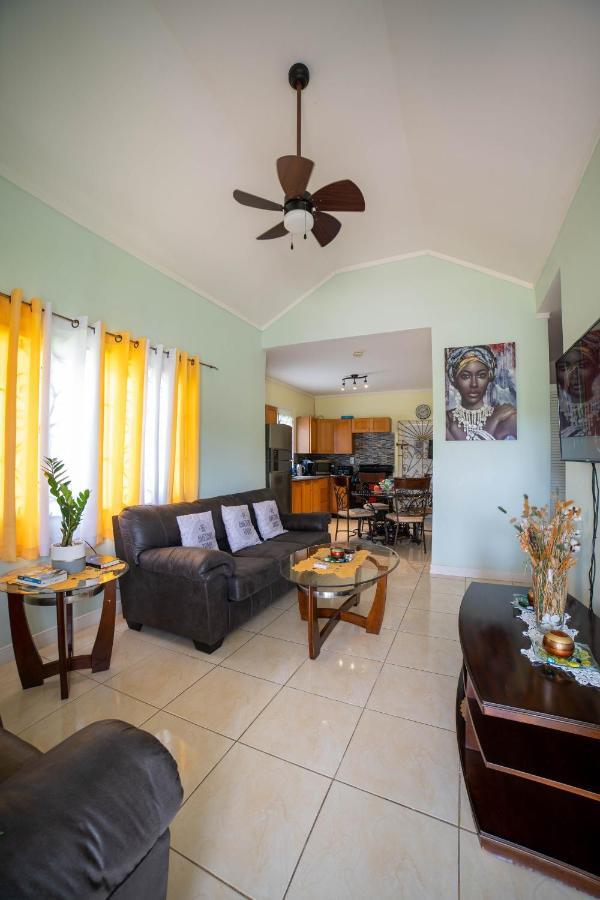 Nickels Garden Holiday home *