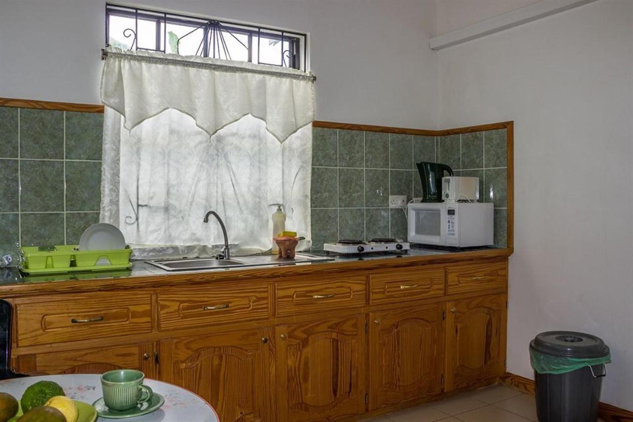 Guest house Hewanorra Gardens 2*