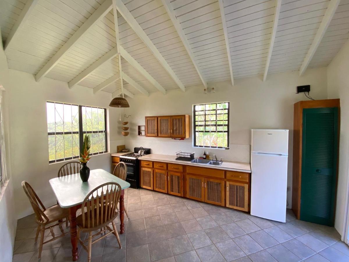 Sea Cliff Eco-cottages & Gin Distillery *