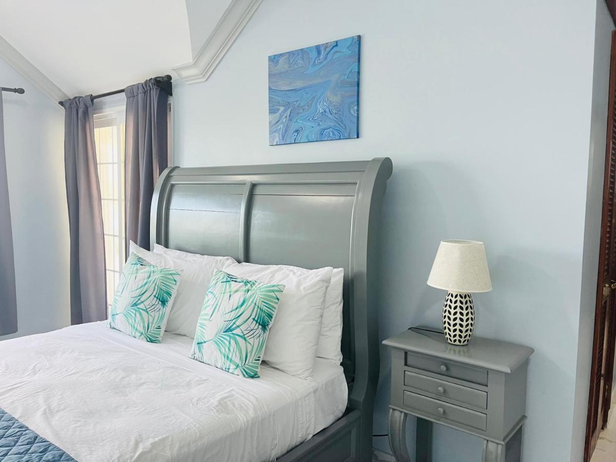 Luxury And Rooms,the Lagoons * Montego Bay