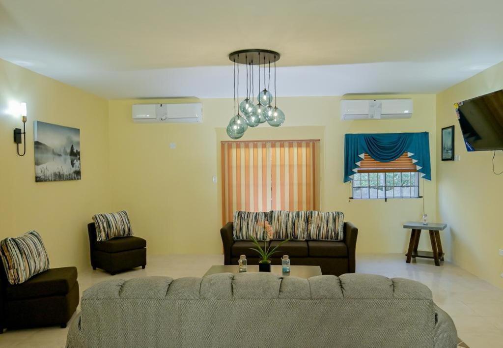 Champagne Homestay