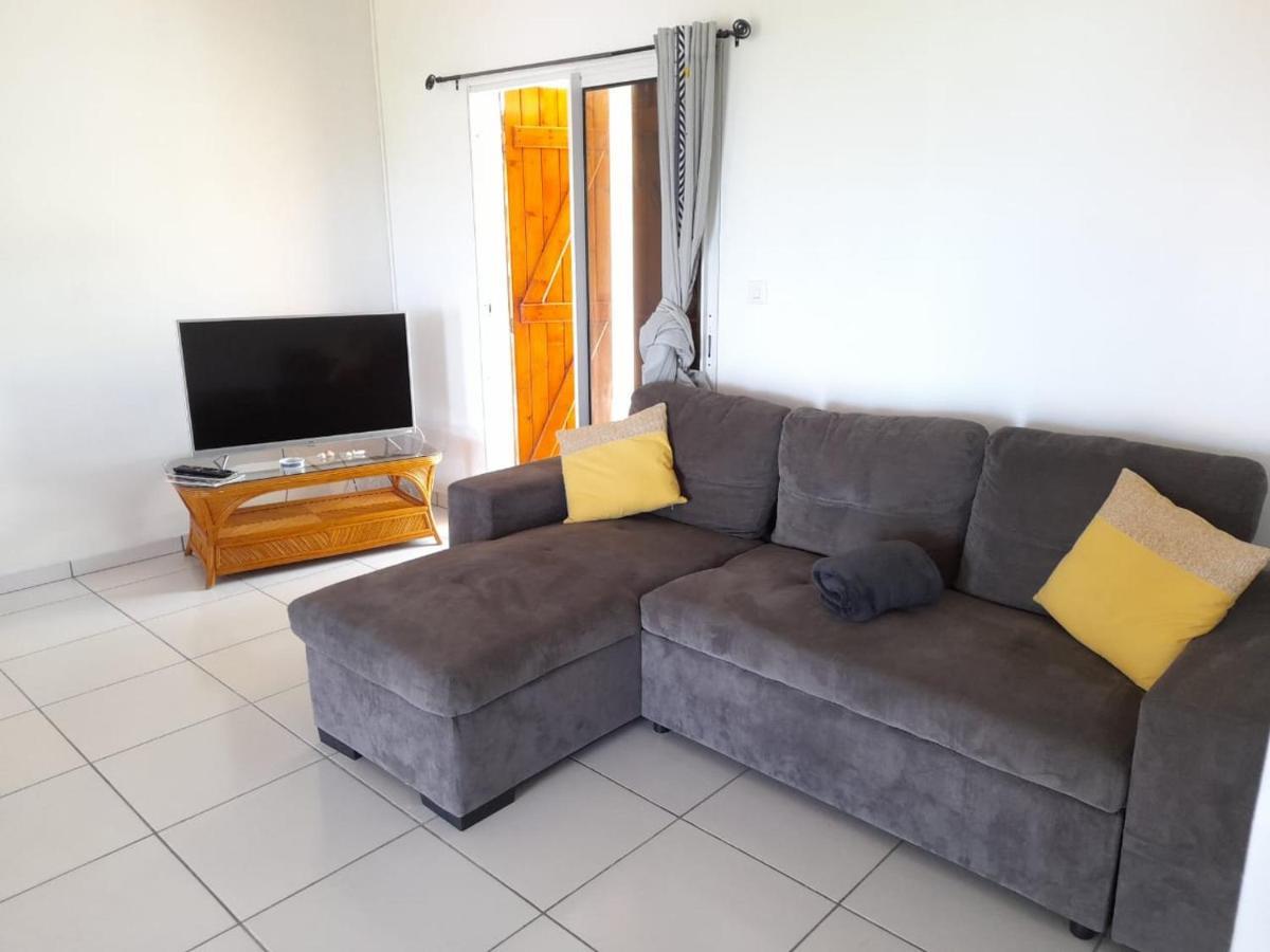 Apartamento Paradyse Den's Pres Sources D'eau Chaudes , Paisible , Vue Sur , Wifi Bouillante