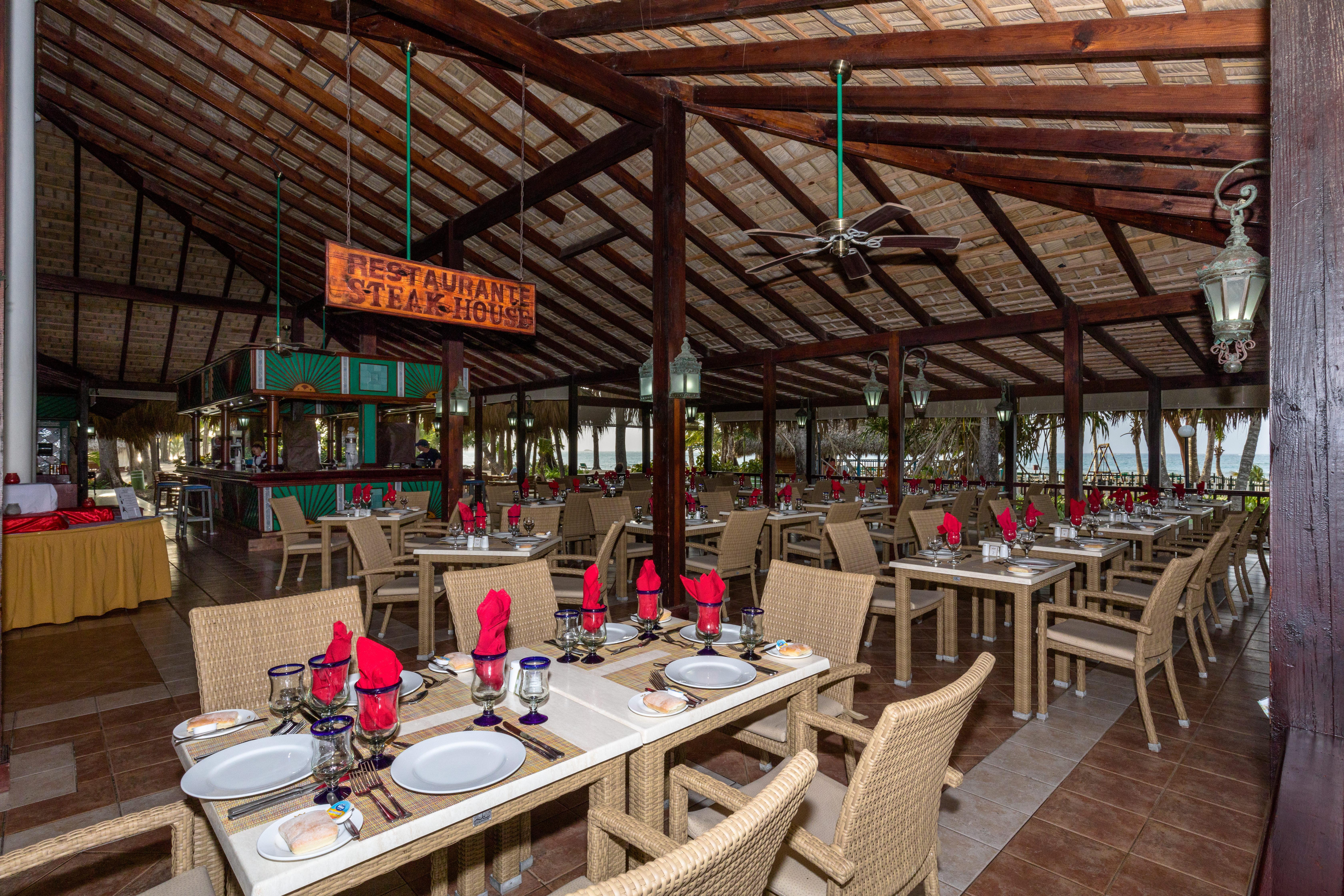 Playabachata Hotel 5*