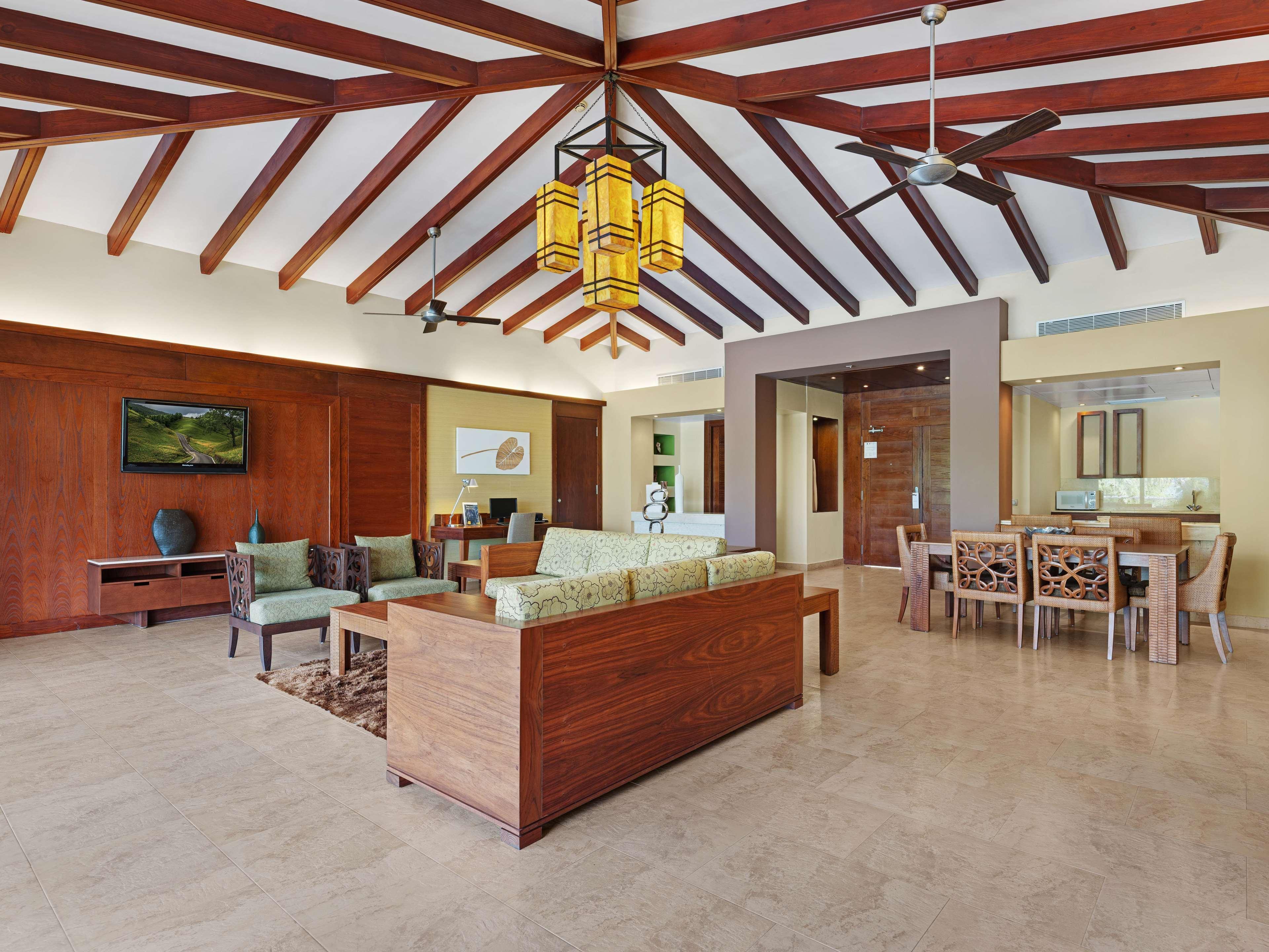 Resort Barcelo Palace (adults Only)