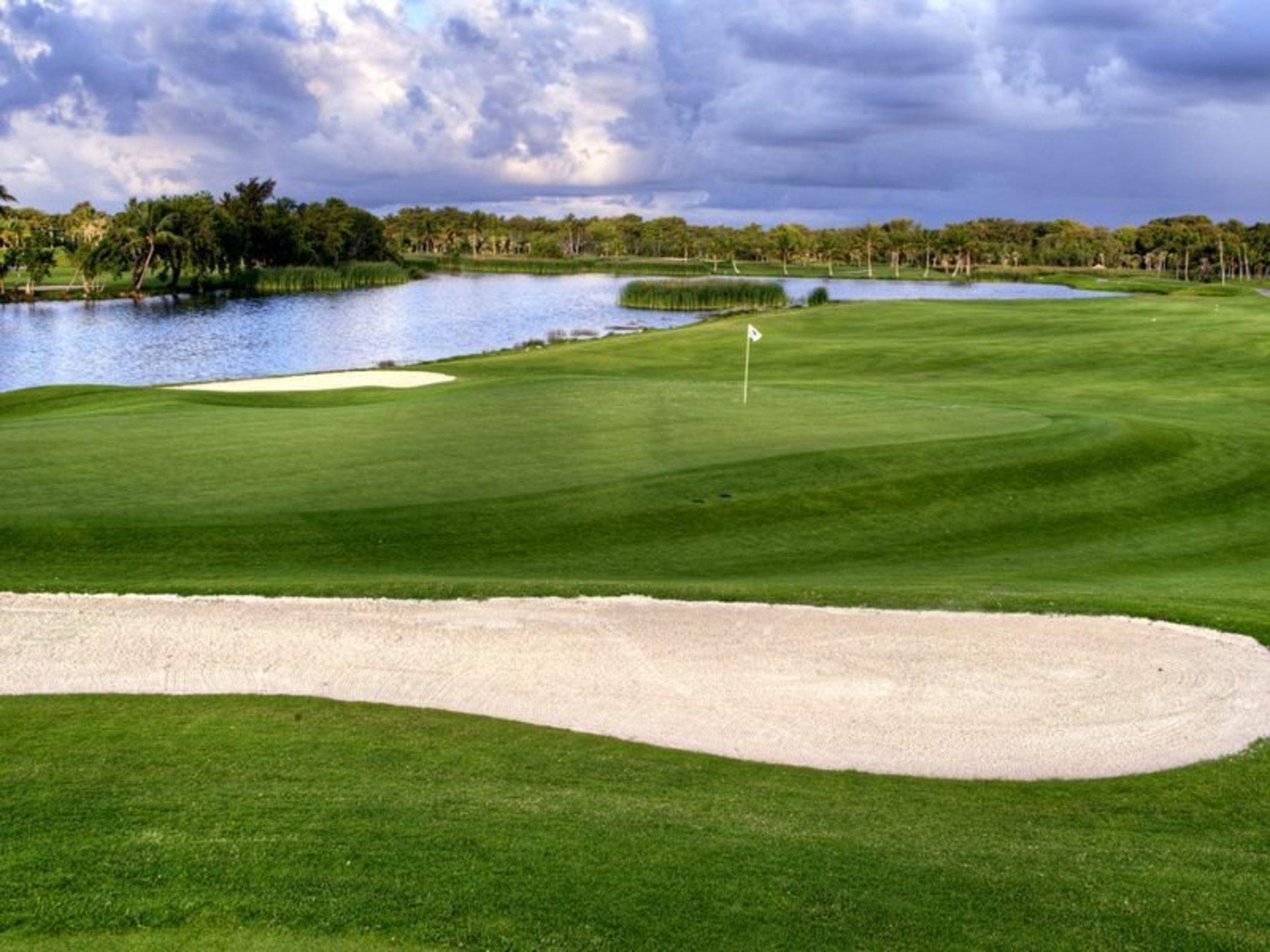 Barcelo Bavaro Beach (adults Only) Punta Cana