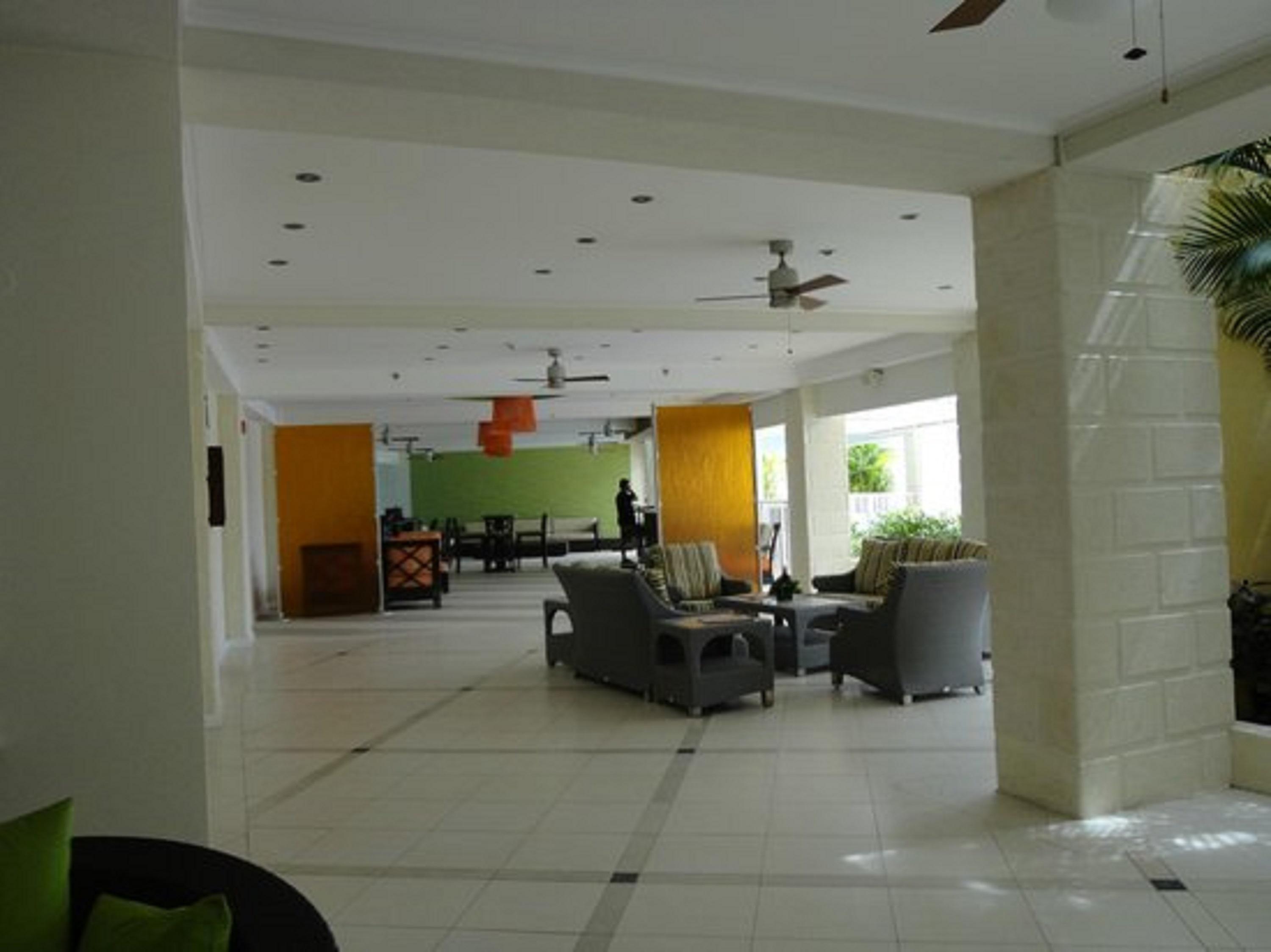 Hotel Radisson Aquatica Barbados 4*