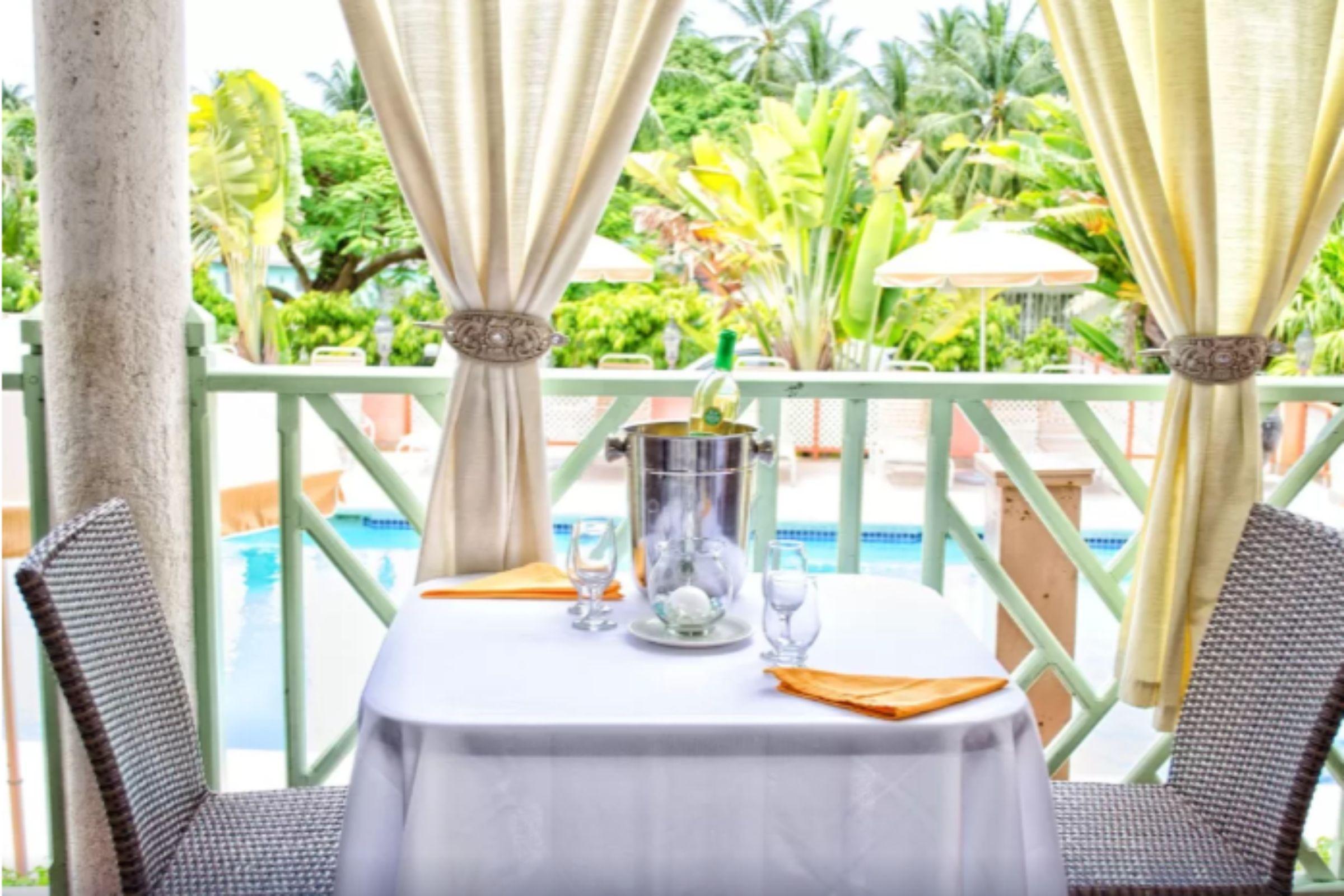 The Palms Hotel Saint James