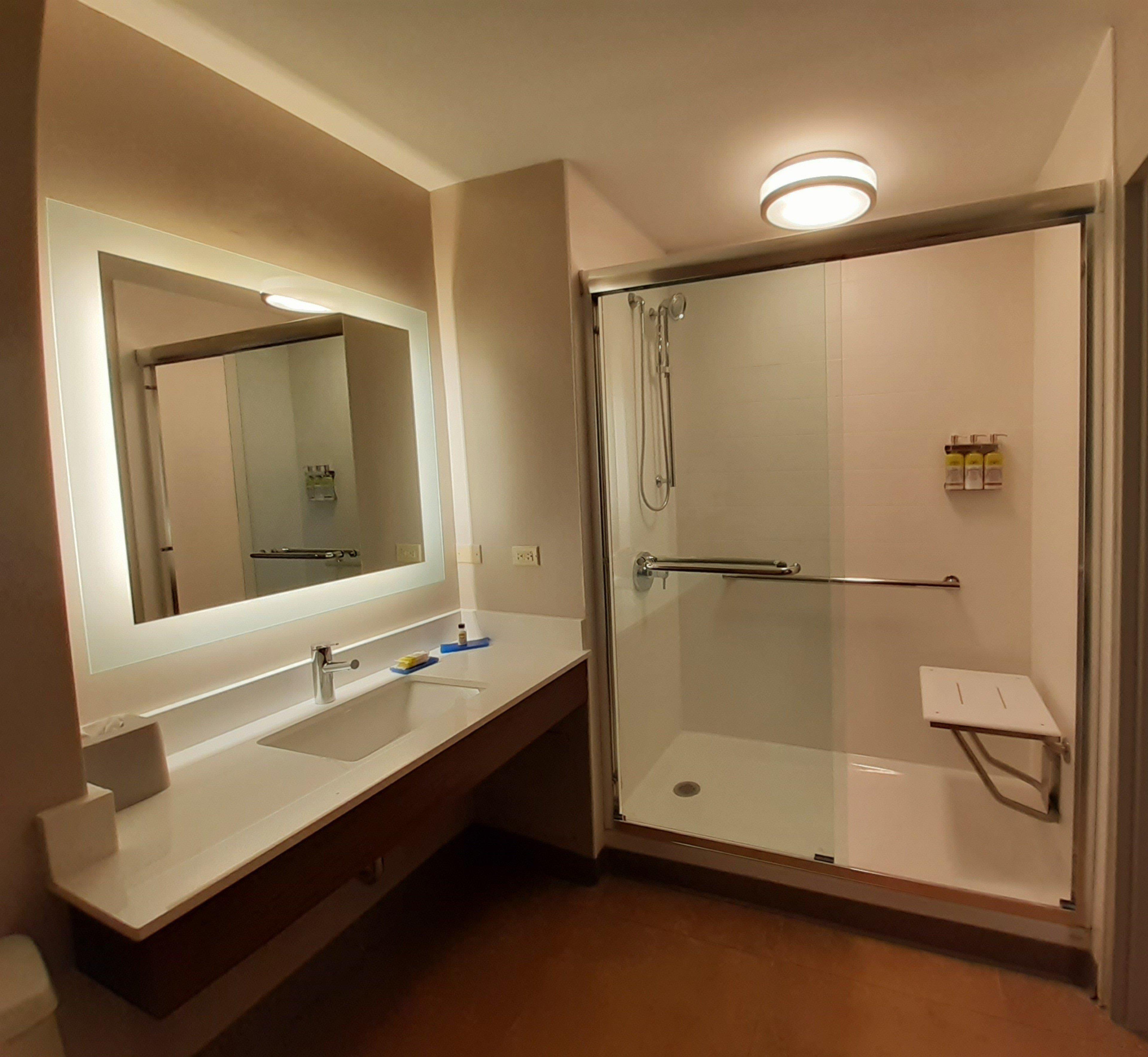 Express Trincity By Ihg 3*